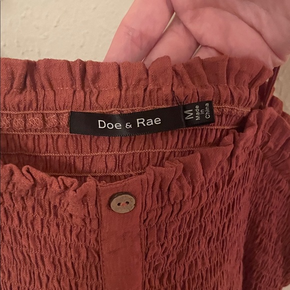 Doe & Rae Rust Smocked Top - Picture 4 of 6